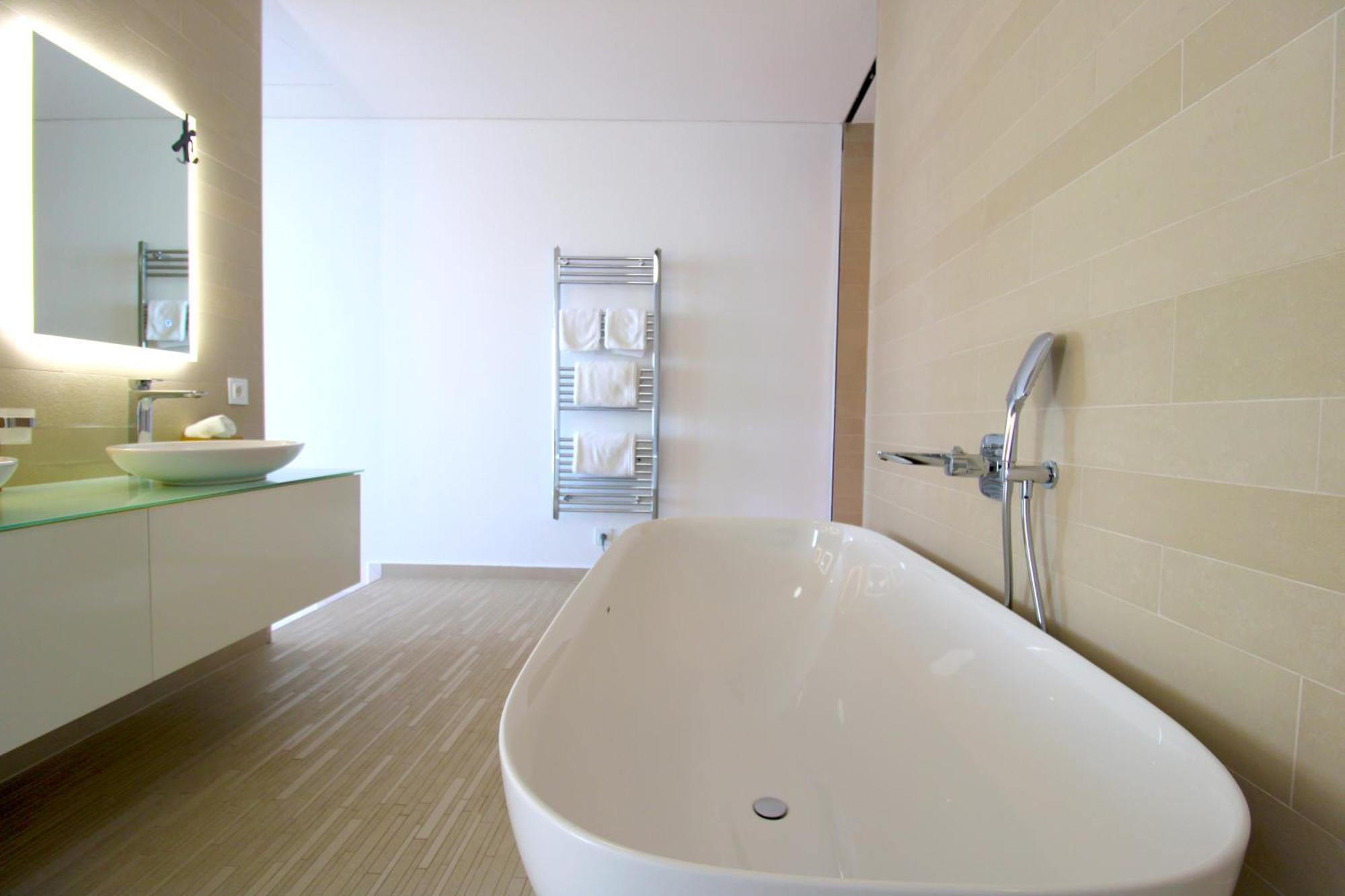Deluxe Villa Jante Infinity Pool ドゥラス エクステリア 写真